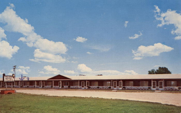 Village Motel (Manistee Crossing Family Resort) - Vintage Postcard